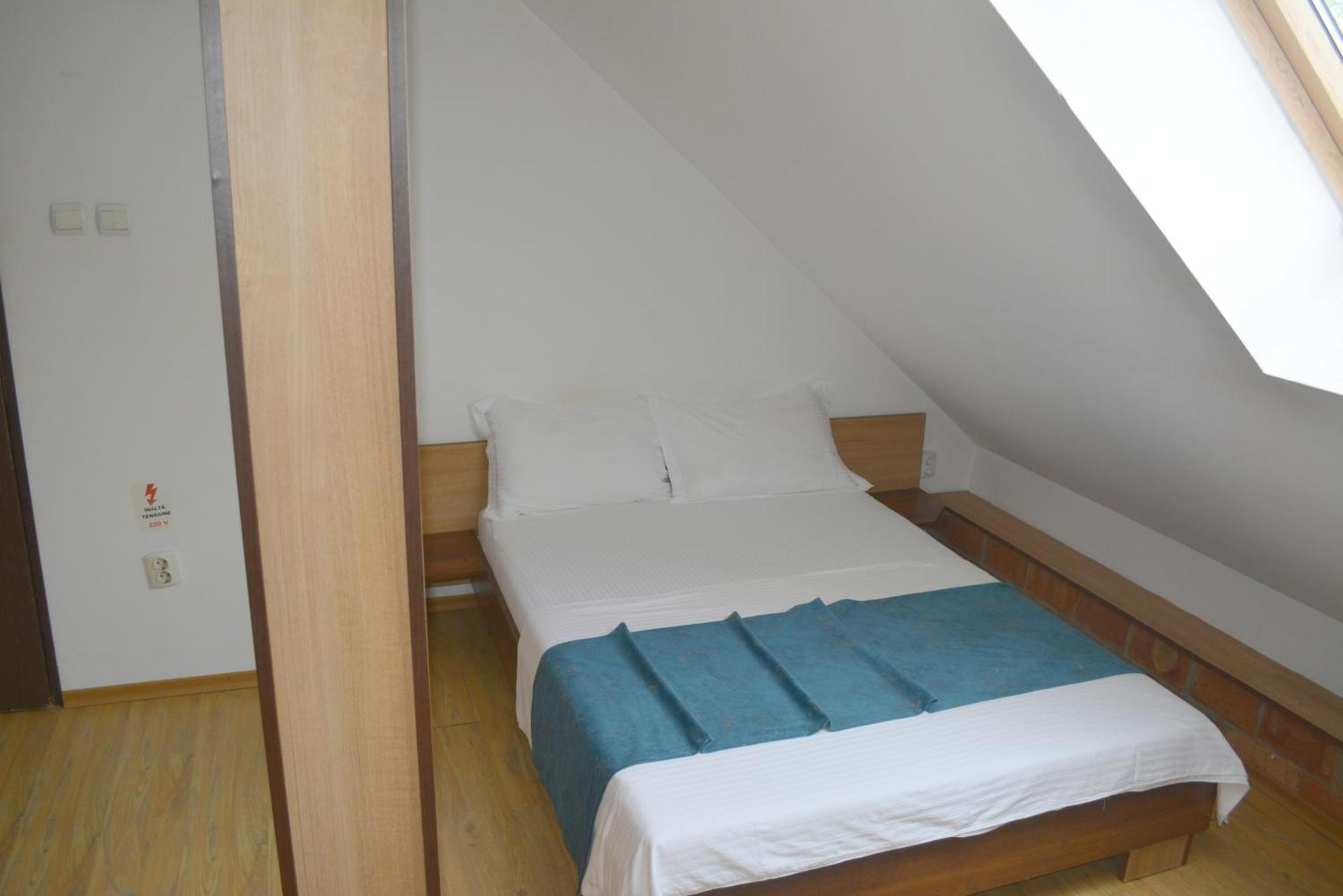 Colina Restaurant & Events Otel Bistriţa Oda fotoğraf