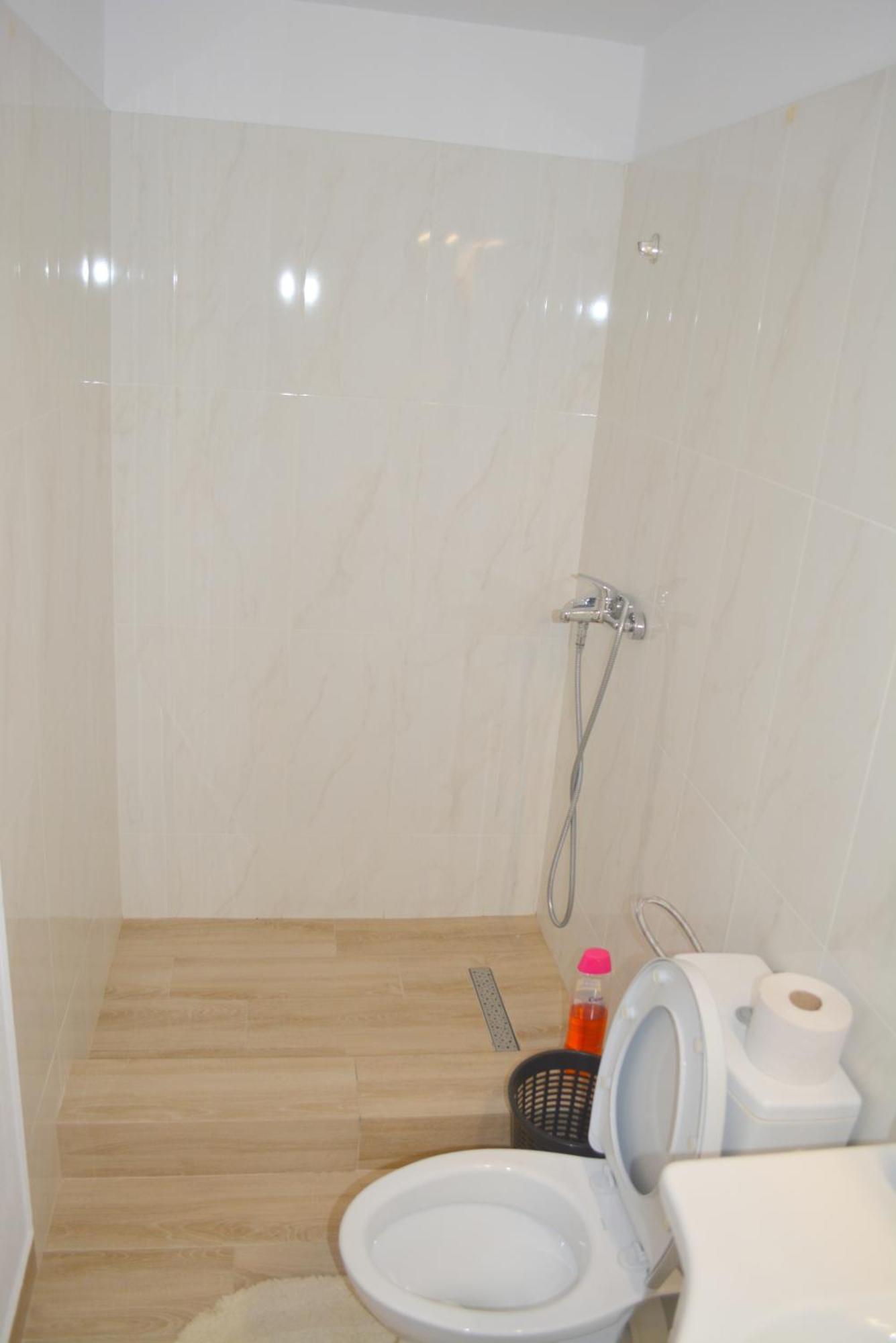 Colina Restaurant & Events Otel Bistriţa Dış mekan fotoğraf