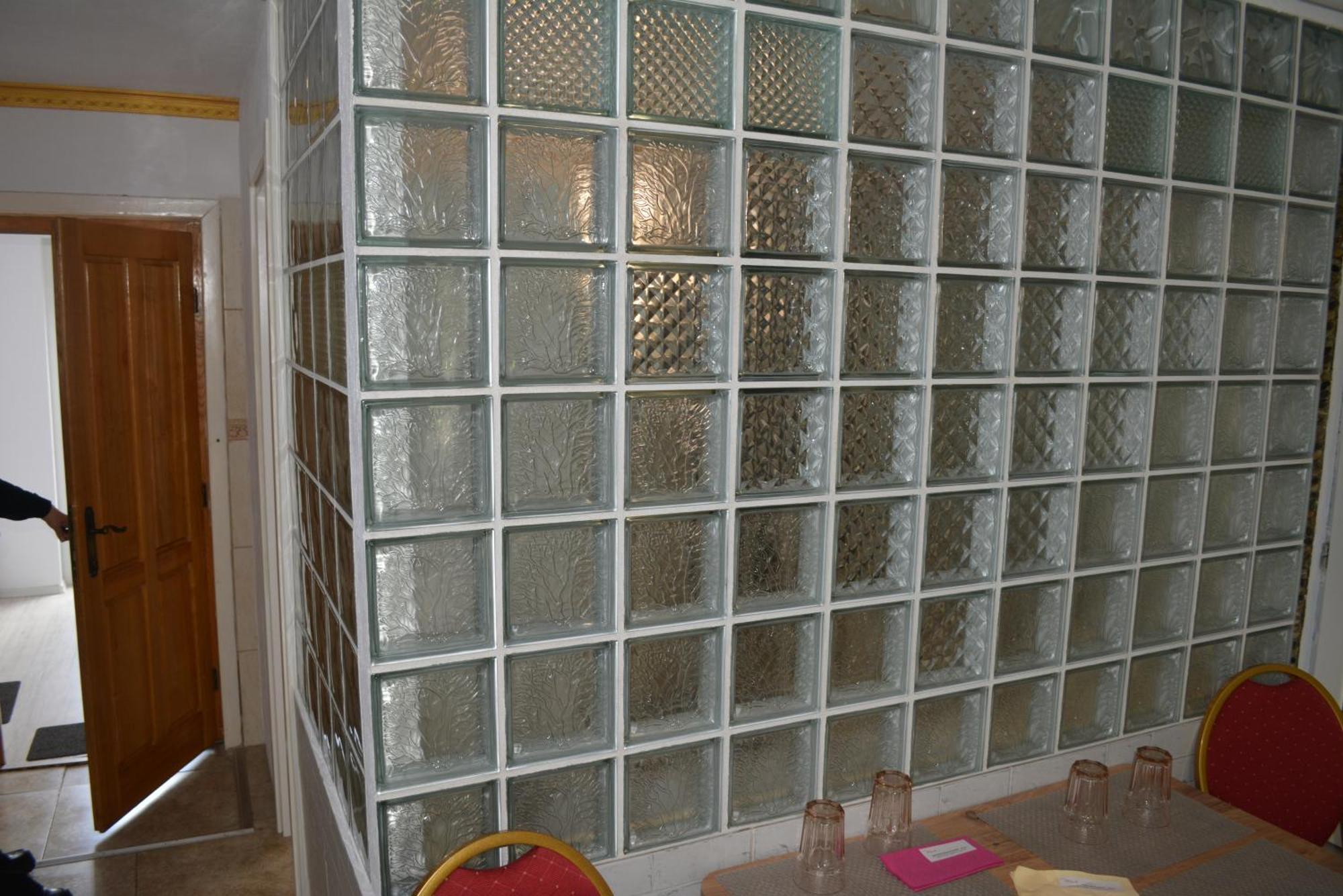 Colina Restaurant & Events Otel Bistriţa Dış mekan fotoğraf